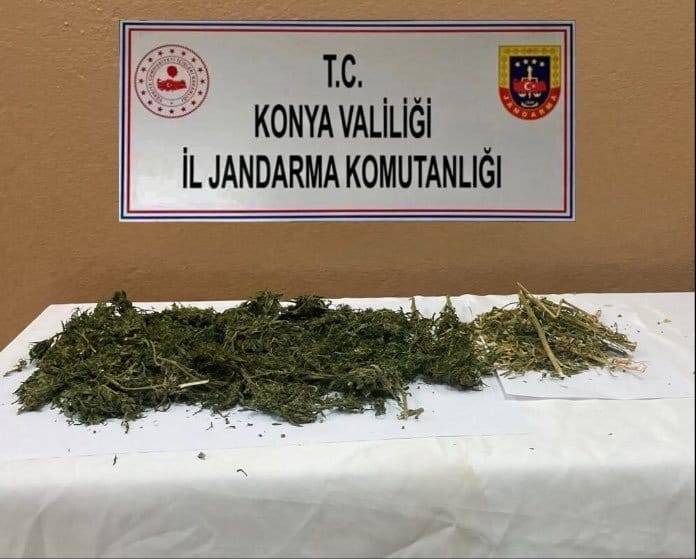 Konya’da jandarma ekiplerinden 4 ilçede uyuşturucu baskını 4